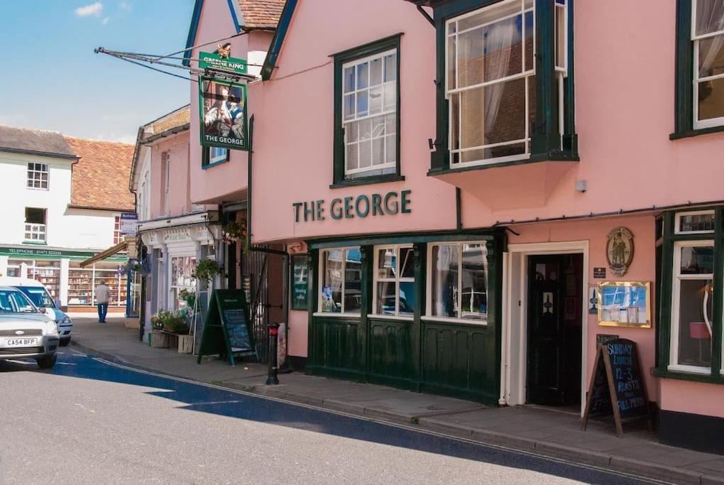 Meddlars A Historic Cottage On The Countryside Edge Of A Vibrant Market Town Hadleigh  Extérieur photo